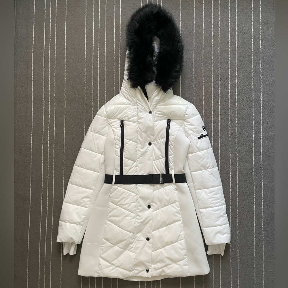 MK Belted Faux-Fur-Trim Hooded Puffer Coat